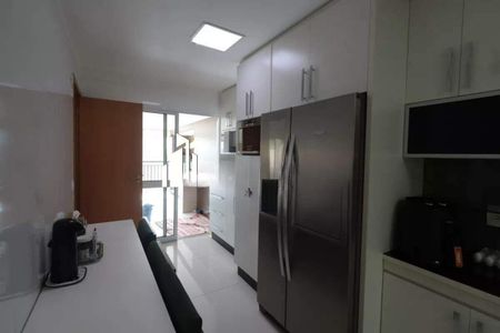 Apartamento à venda com 171m², 4 quartos e 3 vagas