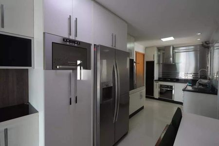 Apartamento à venda com 171m², 4 quartos e 3 vagas