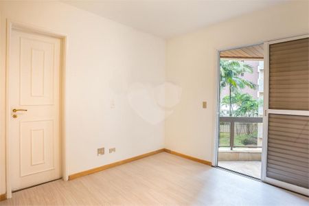 Apartamento à venda com 3 quartos, 215m² em Planalto Paulista, São Paulo