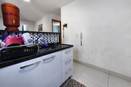 Apartamento à venda com 47m², 2 quartos e 1 vaga Apartamento à venda com 47m², 2 quartos e 1 vagaCozinha