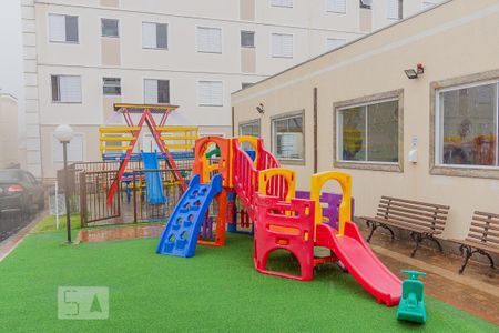 Apartamento à venda com 47m², 2 quartos e 1 vaga Apartamento à venda com 47m², 2 quartos e 1 vagaÁrea comum - Playground