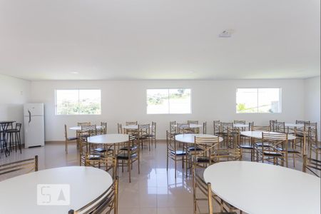 Apartamento à venda com 47m², 2 quartos e 1 vaga Apartamento à venda com 47m², 2 quartos e 1 vagaÁrea comum - Salão de festas