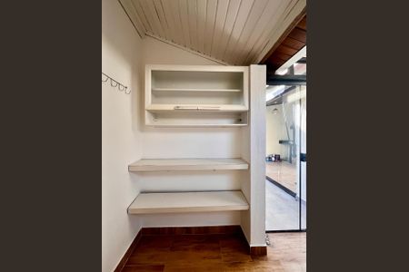 Casa de condomínio à venda com 123m², 3 quartos e 2 vagas Casa de condomínio à venda com 123m², 3 quartos e 2 vagasÁrea de Serviço