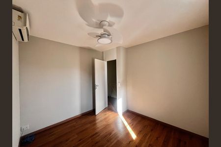 Casa de condomínio à venda com 123m², 3 quartos e 2 vagas Casa de condomínio à venda com 123m², 3 quartos e 2 vagasQuarto 2