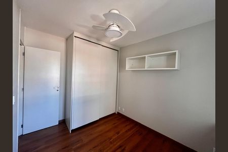 Casa de condomínio à venda com 123m², 3 quartos e 2 vagas Casa de condomínio à venda com 123m², 3 quartos e 2 vagasQuarto