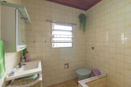 Casa à venda com 289m², 5 quartos e 3 vagas Casa à venda com 289m², 5 quartos e 3 vagasBanheiro