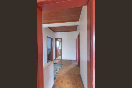 Casa à venda com 289m², 5 quartos e 3 vagas Casa à venda com 289m², 5 quartos e 3 vagasBanheiro Corredor