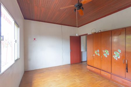 Casa à venda com 289m², 5 quartos e 3 vagas Casa à venda com 289m², 5 quartos e 3 vagasQuarto 1