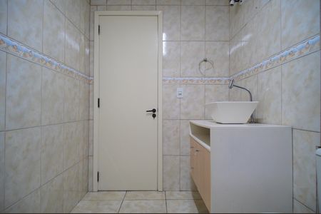 Apartamento à venda com 77m², 2 quartos e sem vagaBanheiro
