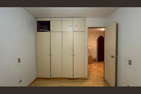 Apartamento para alugar com 178m², 3 quartos e 1 vaga Apartamento para alugar com 178m², 3 quartos e 1 vagaSuíte 1
