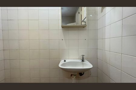 Apartamento para alugar com 178m², 3 quartos e 1 vaga Apartamento para alugar com 178m², 3 quartos e 1 vagaBanheiro de serviço