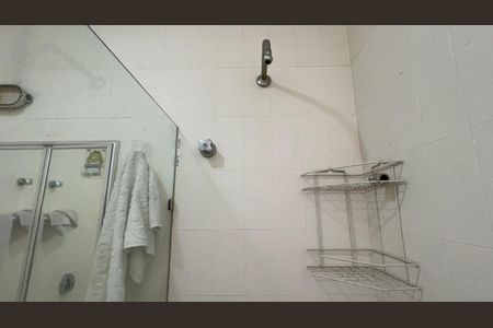 Apartamento para alugar com 178m², 3 quartos e 1 vaga Apartamento para alugar com 178m², 3 quartos e 1 vagaBanheiro da Suíte 2