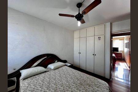 Apartamento para alugar com 210m², 3 quartos e 4 vagas Apartamento para alugar com 210m², 3 quartos e 4 vagasSuíte 2