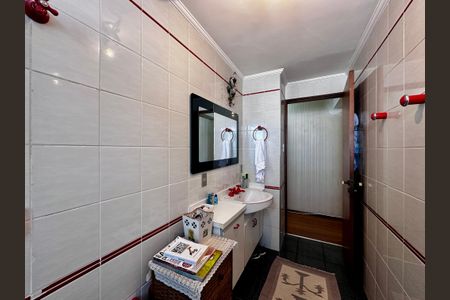 Apartamento para alugar com 210m², 3 quartos e 4 vagas Apartamento para alugar com 210m², 3 quartos e 4 vagasBanheiro Social