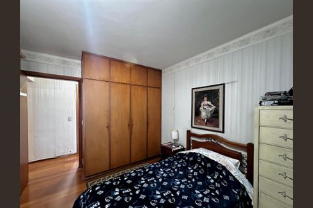 Apartamento para alugar com 210m², 3 quartos e 4 vagas Apartamento para alugar com 210m², 3 quartos e 4 vagasQuarto