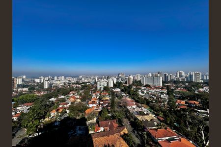 Apartamento para alugar com 210m², 3 quartos e 4 vagas Apartamento para alugar com 210m², 3 quartos e 4 vagasVista da Suíte 2