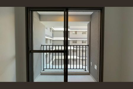 Studio à venda com 26m², 1 quarto e sem vaga Studio à venda com 26m², 1 quarto e sem vagaSacada