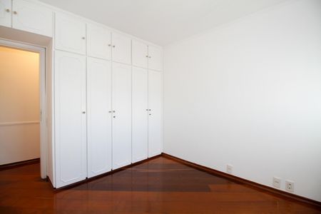 Apartamento para alugar com 150m², 3 quartos e 2 vagasQuarto