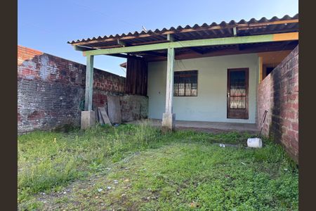 Casa para alugar com 40m², 1 quarto e 1 vaga Casa para alugar com 40m², 1 quarto e 1 vagaFachada