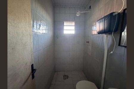 Casa para alugar com 40m², 1 quarto e 1 vaga Casa para alugar com 40m², 1 quarto e 1 vagaBanheiro
