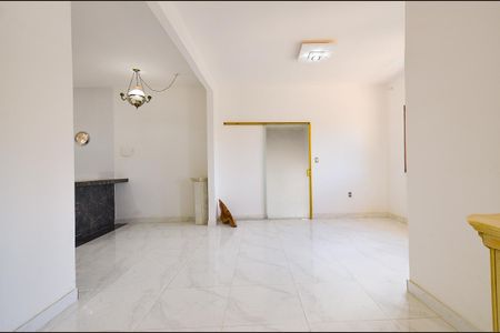 Casa à venda com 400m², 5 quartos e 2 vagasSala Casa 2