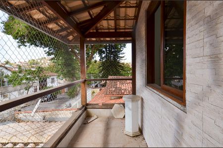 Casa à venda com 400m², 5 quartos e 2 vagasÁrea externa Casa 2