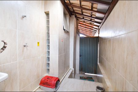 Casa à venda com 400m², 5 quartos e 2 vagasÁrea de Serviço Casa 2