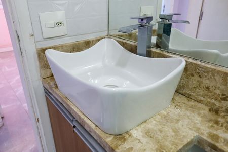 Apartamento à venda com 63m², 3 quartos e 1 vaga Apartamento à venda com 63m², 3 quartos e 1 vagaBanheiro