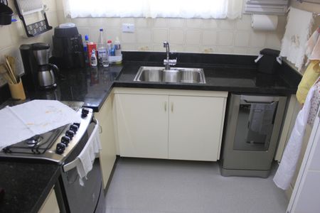 Apartamento à venda com 75m², 2 quartos e 1 vagaCozinha