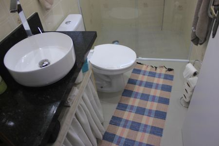 Apartamento à venda com 75m², 2 quartos e 1 vagaBanheiro