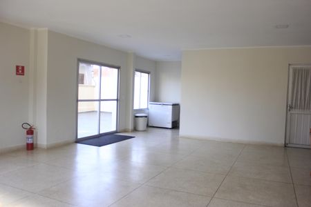 Apartamento à venda com 75m², 2 quartos e 1 vagaÁrea comum