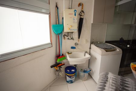 Apartamento à venda com 47m², 2 quartos e 1 vaga Apartamento à venda com 47m², 2 quartos e 1 vagaÁrea de Serviço