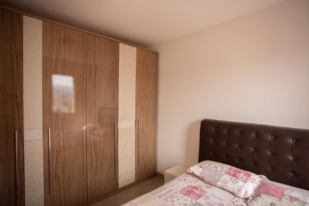 Apartamento à venda com 47m², 2 quartos e 1 vaga Apartamento à venda com 47m², 2 quartos e 1 vagaQuarto 1