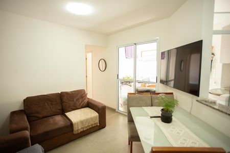 Apartamento à venda com 47m², 2 quartos e 1 vaga Apartamento à venda com 47m², 2 quartos e 1 vagaSala