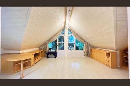 Casa de condomínio à venda com 177m², 3 quartos e 2 vagas Casa de condomínio à venda com 177m², 3 quartos e 2 vagasQuarto 2