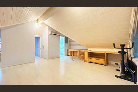 Casa de condomínio à venda com 177m², 3 quartos e 2 vagas Casa de condomínio à venda com 177m², 3 quartos e 2 vagasQuarto 2