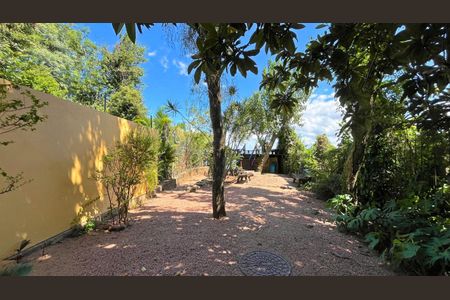 Casa de condomínio à venda com 177m², 3 quartos e 2 vagas Casa de condomínio à venda com 177m², 3 quartos e 2 vagasÁrea Externa