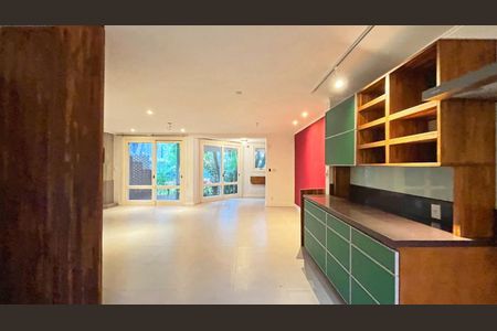 Casa de condomínio à venda com 177m², 3 quartos e 2 vagas Casa de condomínio à venda com 177m², 3 quartos e 2 vagasCozinha