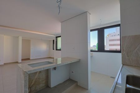Apartamento à venda com 85m², 3 quartos e 2 vagas Apartamento à venda com 85m², 3 quartos e 2 vagasCozinha