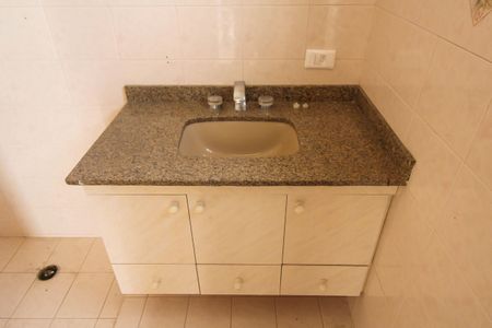 Casa para alugar com 153m², 3 quartos e 2 vagasBanheiro da Suíte