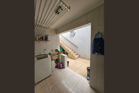 Casa à venda com 3 quartos, 123m² em Vila Alvinopolis, São Bernardo do Campo