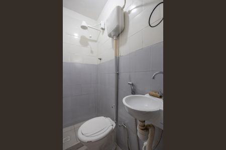 Apartamento à venda com 70m², 3 quartos e sem vaga Apartamento à venda com 70m², 3 quartos e sem vagaBanheiro de Serviço