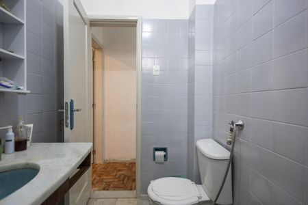 Apartamento à venda com 70m², 3 quartos e sem vaga Apartamento à venda com 70m², 3 quartos e sem vagaBanheiro