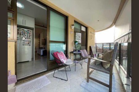 Apartamento à venda com 48m², 1 quarto e 1 vaga