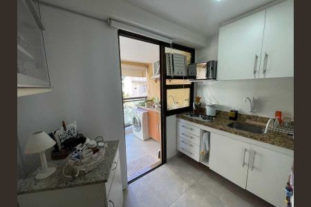 Apartamento à venda com 48m², 1 quarto e 1 vaga