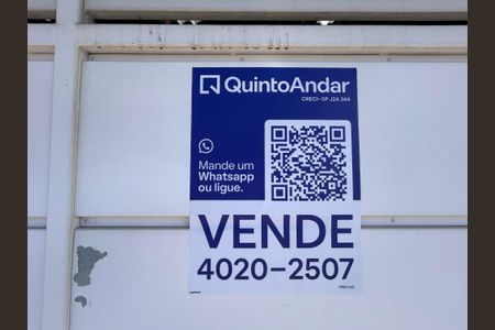 Casa à venda com 250m², 3 quartos e 3 vagas Casa à venda com 250m², 3 quartos e 3 vagasPlaca