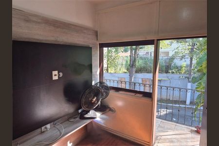 Casa à venda com 187m², 4 quartos e 4 vagas