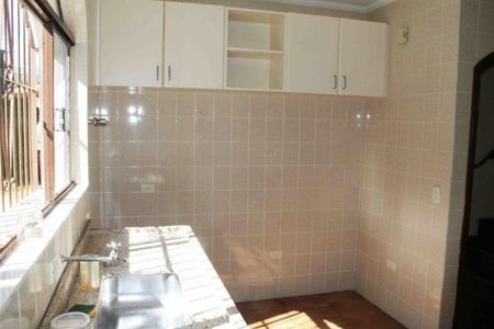 Casa à venda com 200m², 3 quartos e 2 vagas