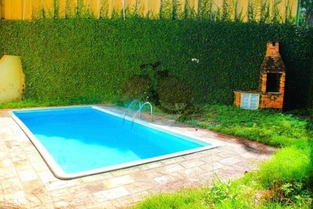 Casa à venda com 200m², 3 quartos e 2 vagas