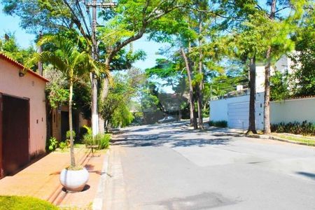 Casa à venda com 200m², 3 quartos e 2 vagas